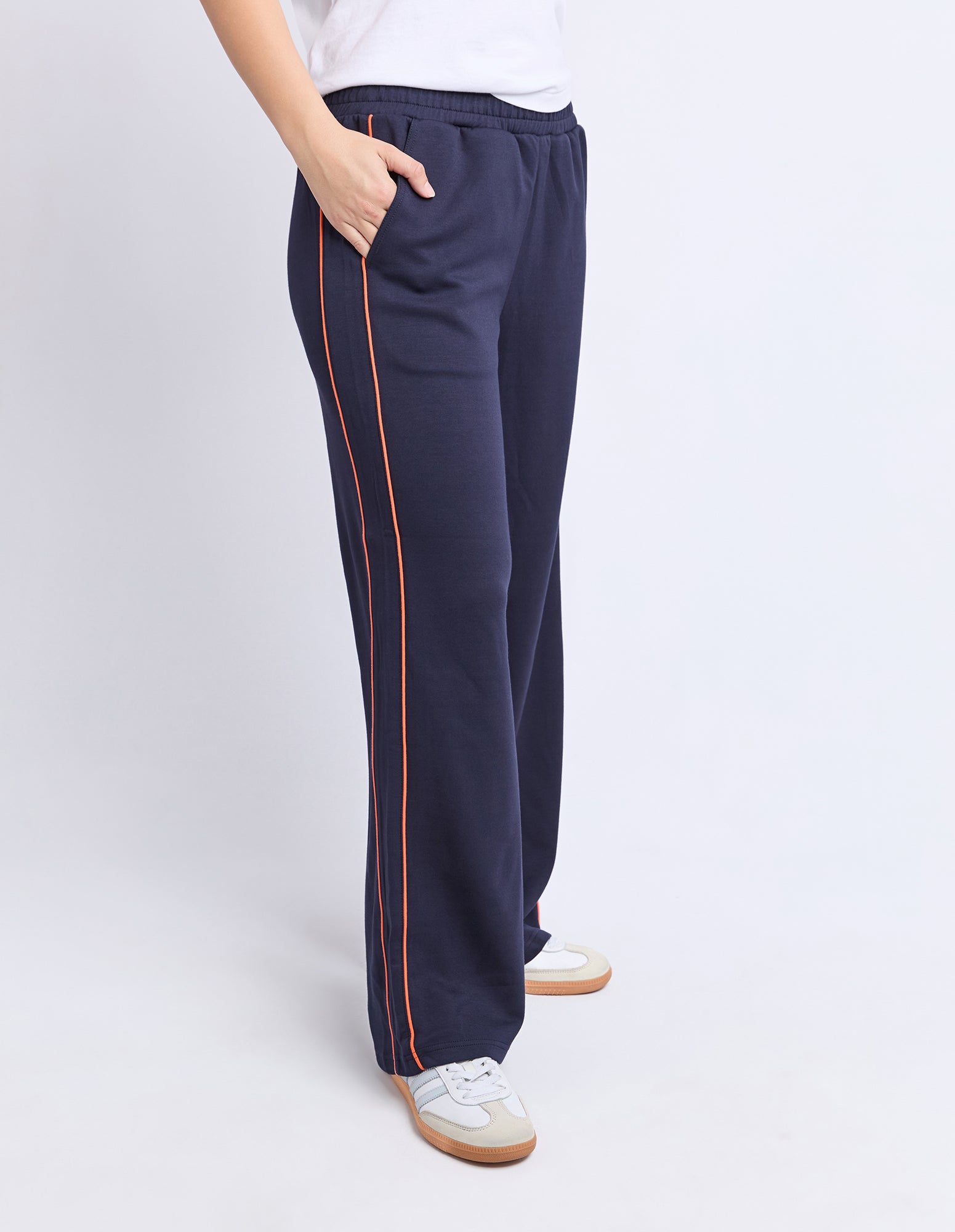 5554119.NAVY_4_1776055287000