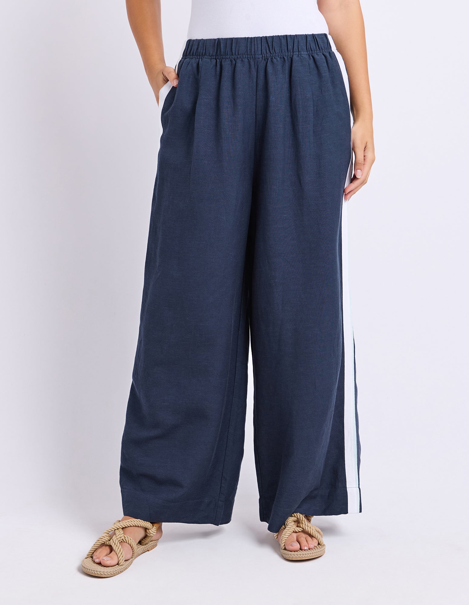5563126.NAVY_1_1782781389000