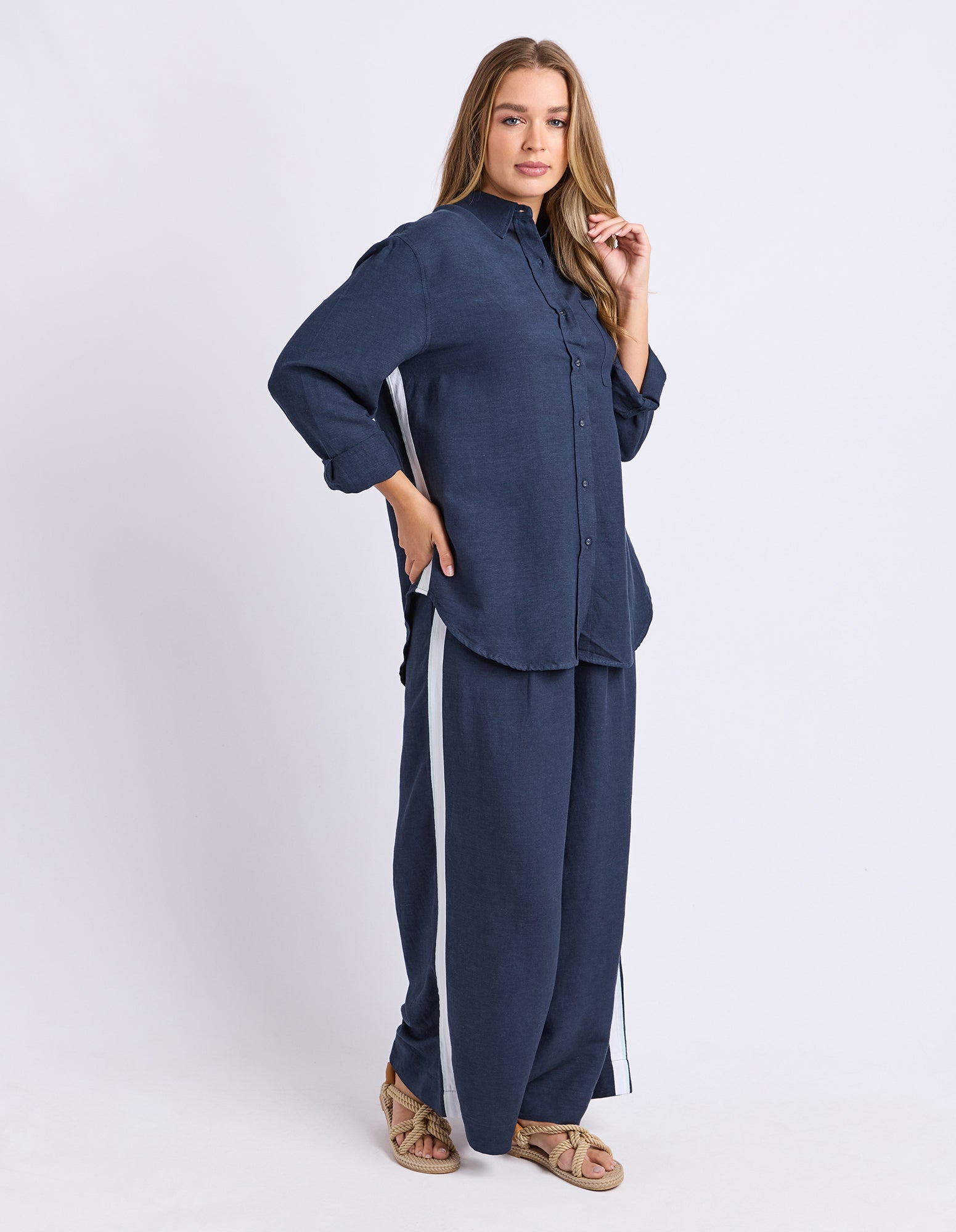 5563132.NAVY_6_1782781247000