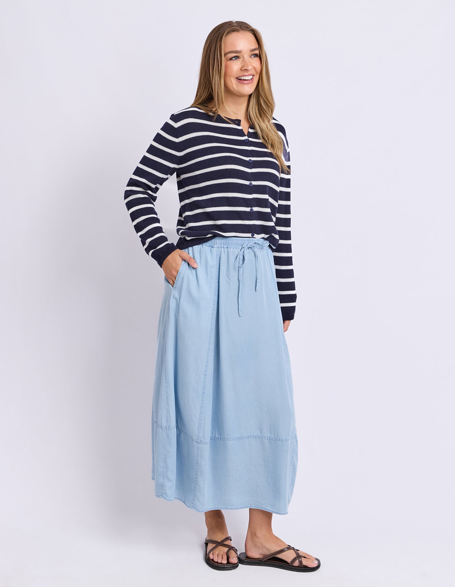5582005.NAVY_6_1782781293000