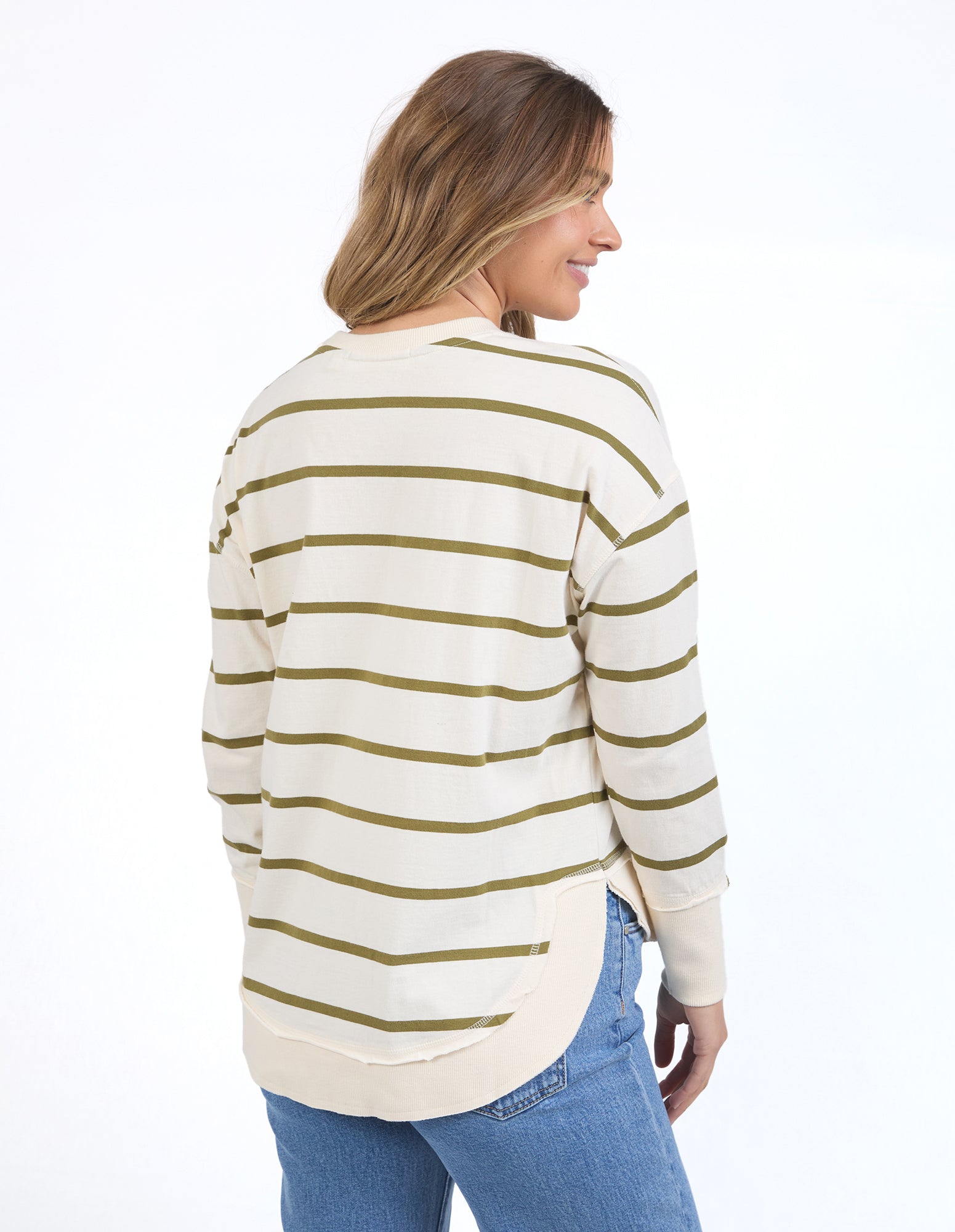 55X0235.VWHT_3_1743027924000