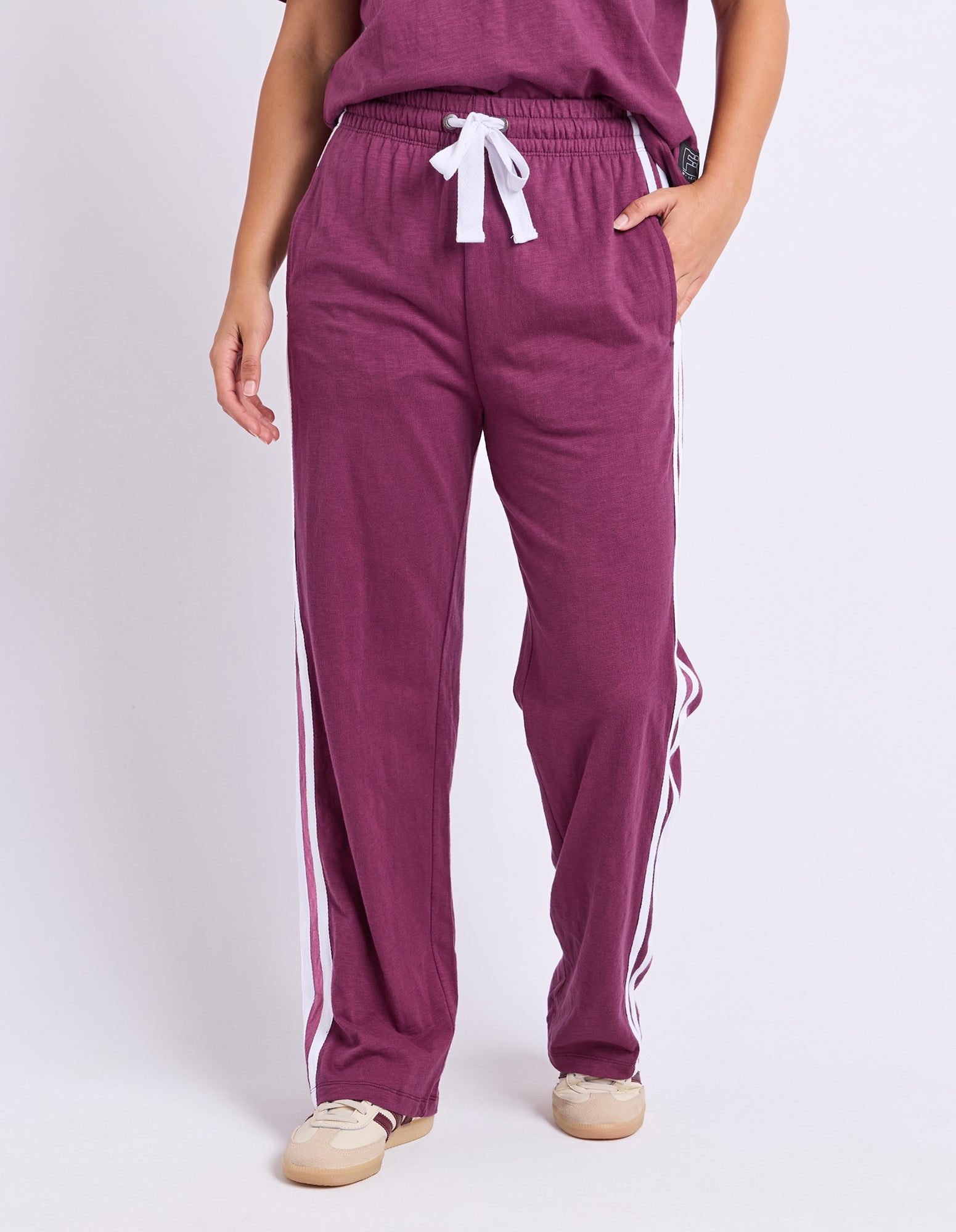 5543114.PLUM_1_1782781408000