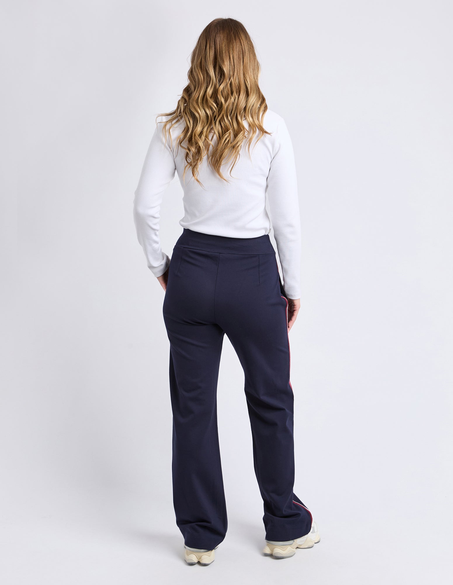 5553037.NAVY_3_1770677057000