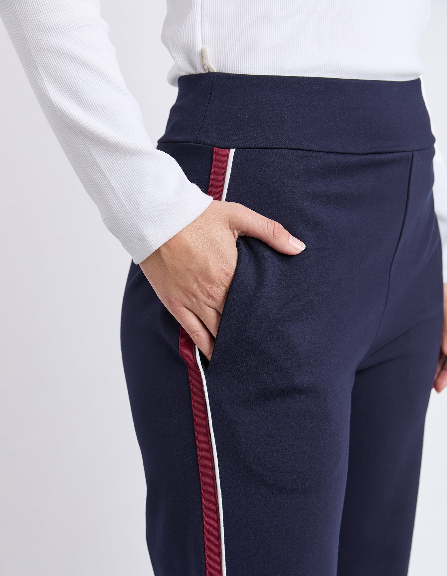 5553037.NAVY_5_1770677057000