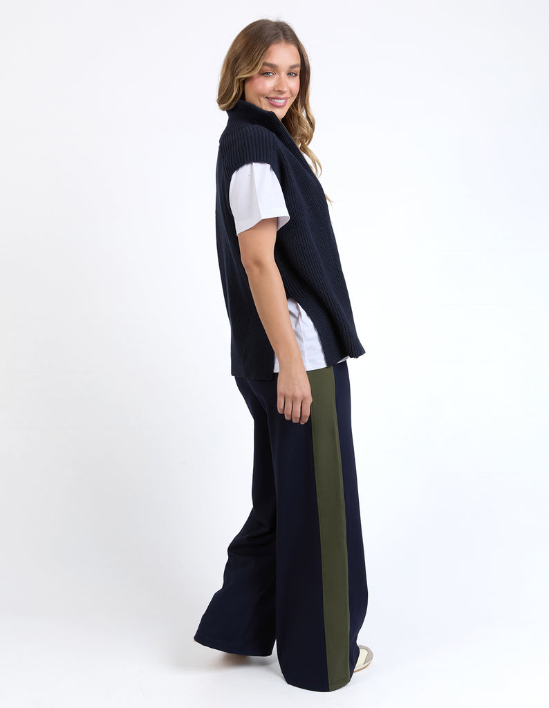 5554117.NAVY_8_1743027867000