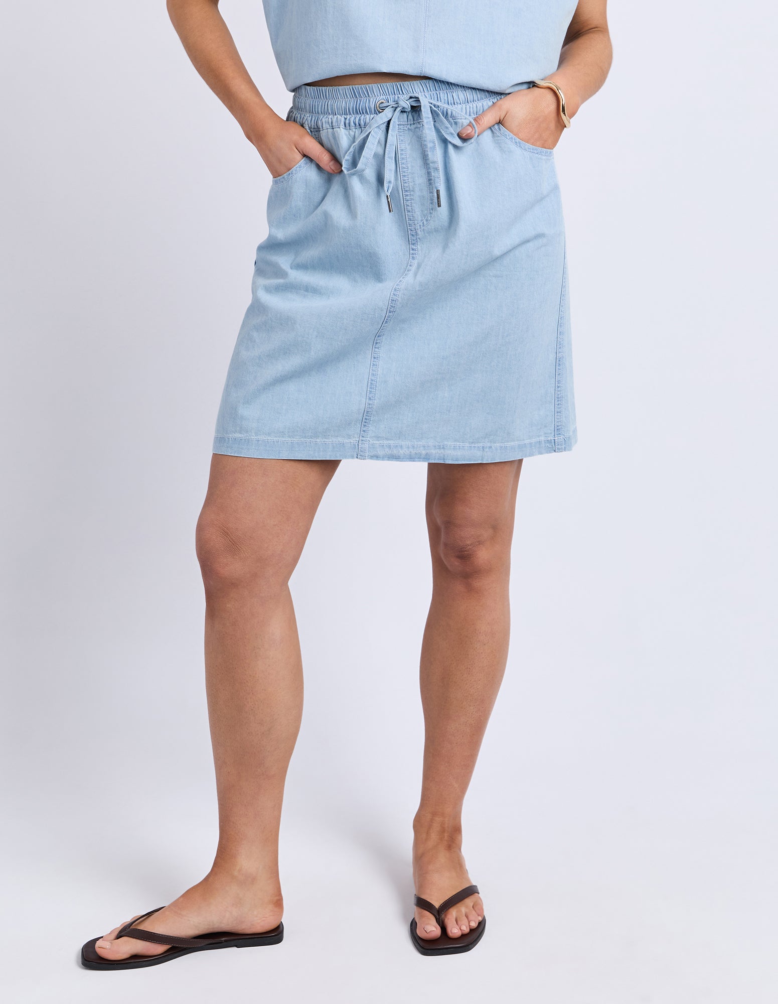 Zetta Skirt Light Blue – Foxwood Clothing