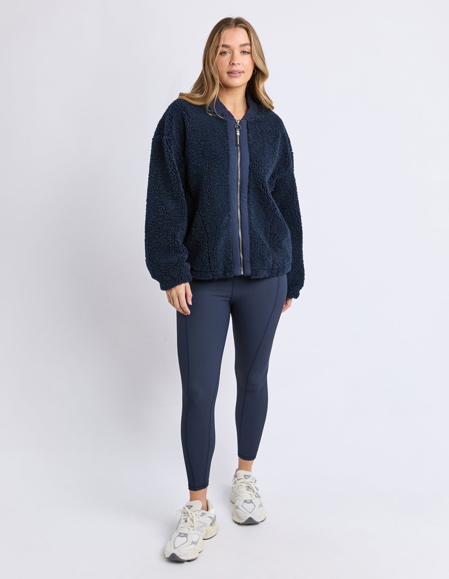 5572120.NAVY_2_1770677079000