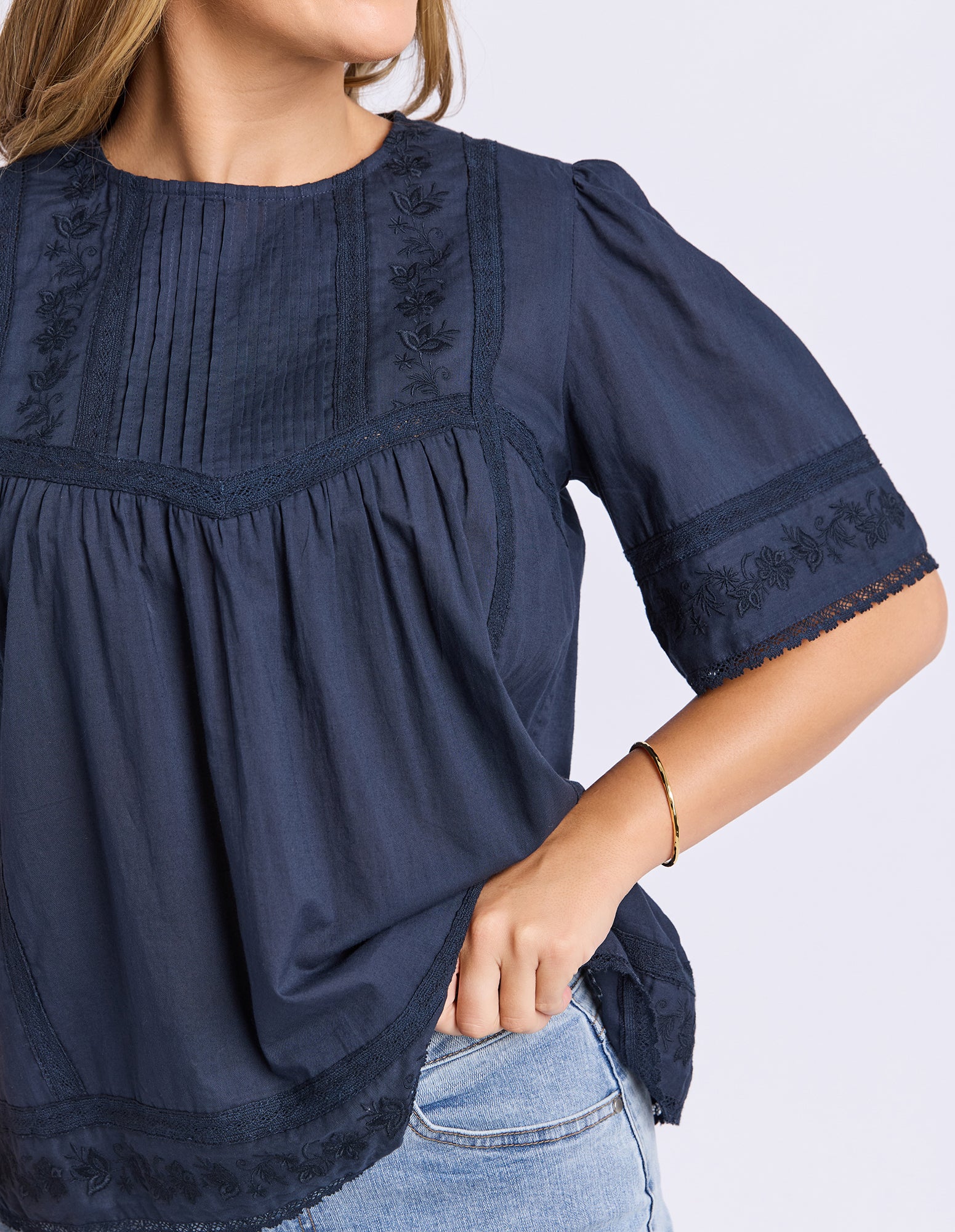 5582001.NAVY_5_1782781260000