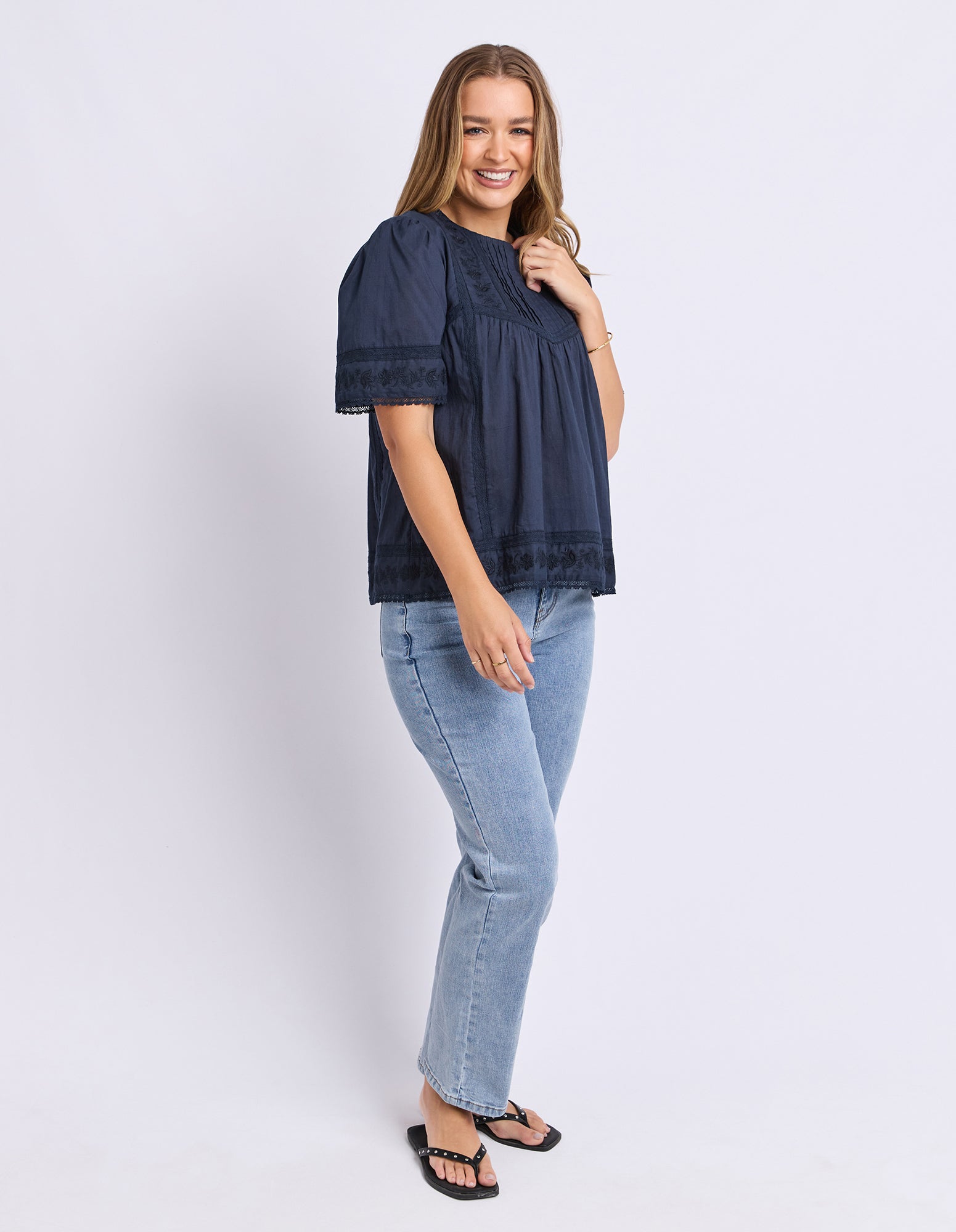 5582001.NAVY_6_1782781263000