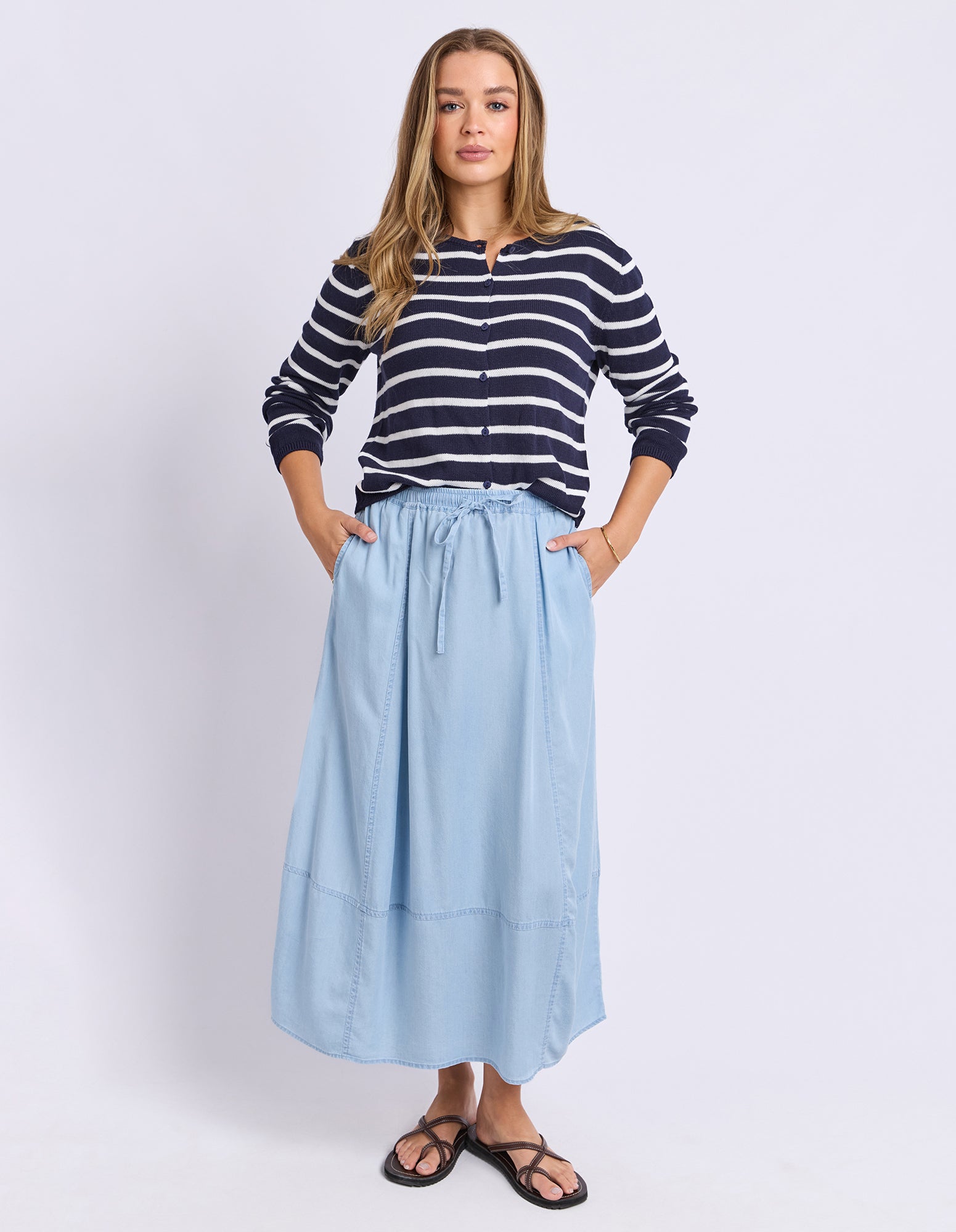 5582005.NAVY_2_1782781290000