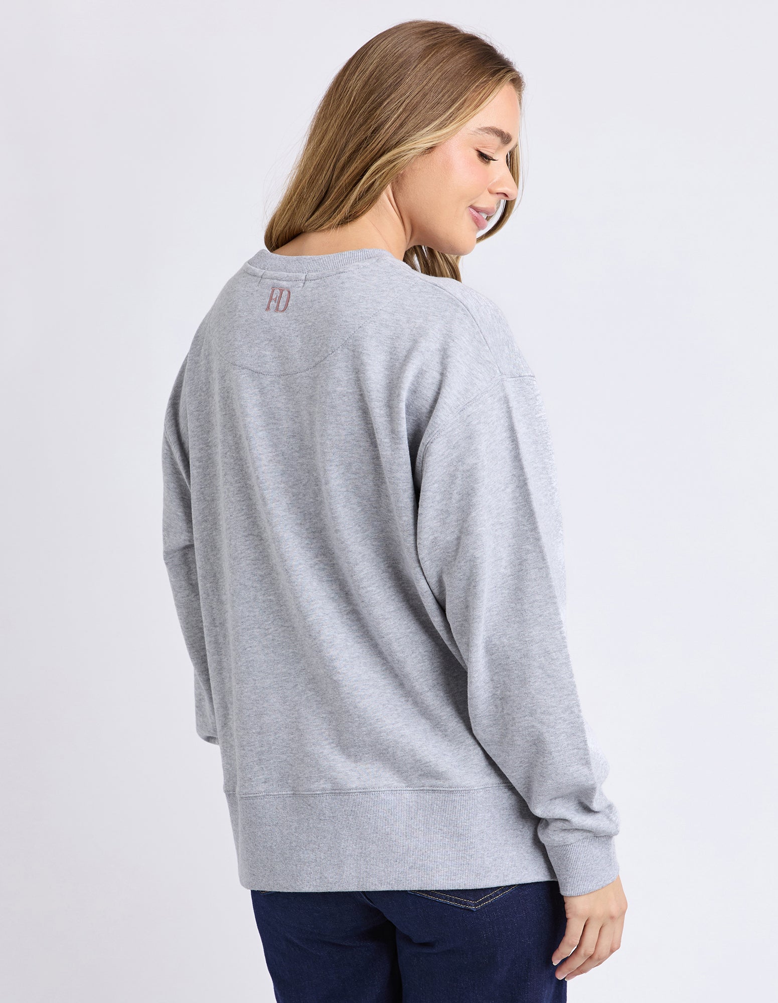 Effortless Contrast Crew Grey Marle β Foxwood Clothing